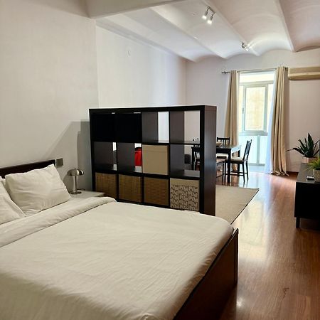 Newly Renovated Stylish Eixample - Great Location ברצלונה מראה חיצוני תמונה