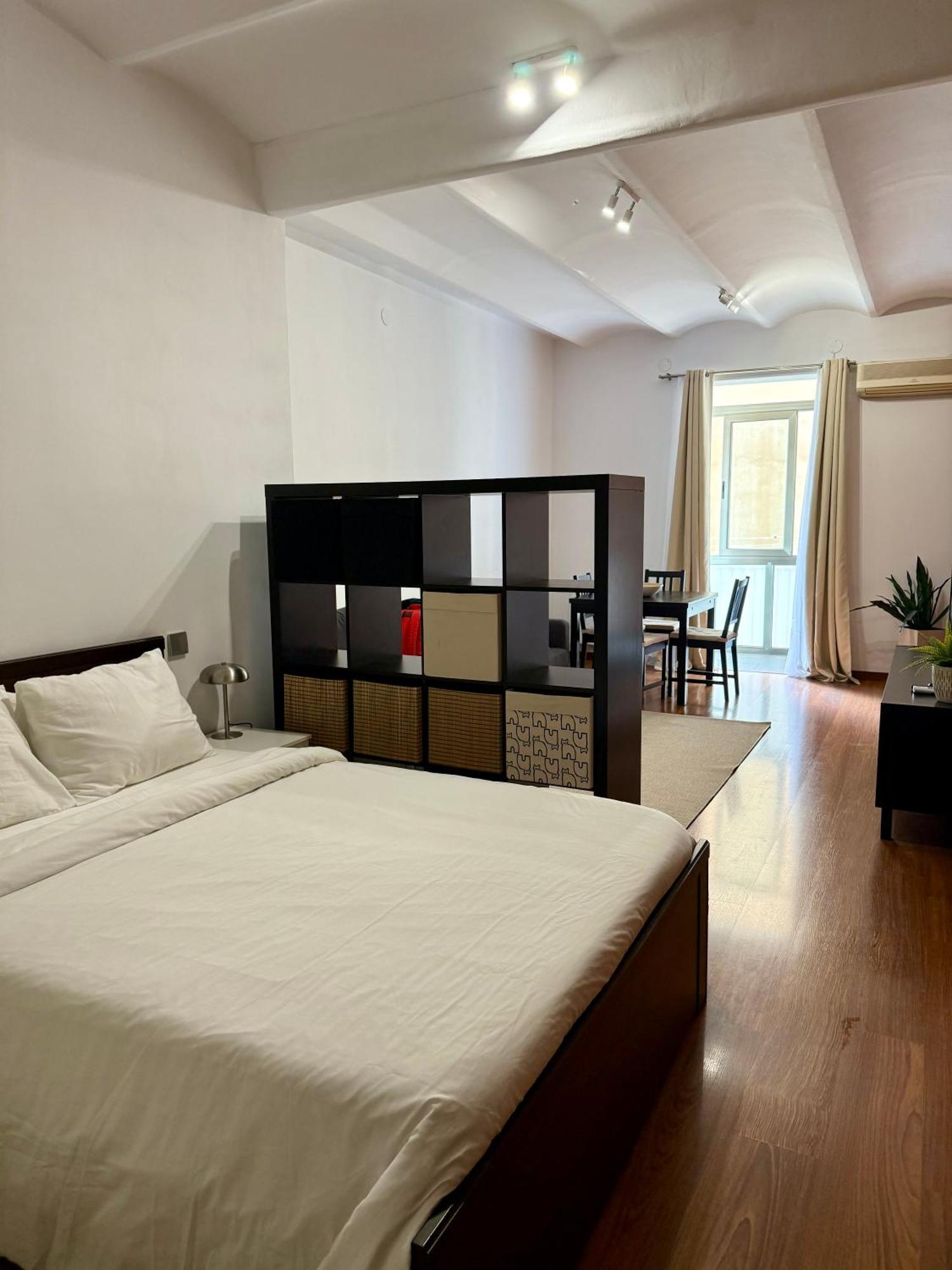 Newly Renovated Stylish Eixample - Great Location ברצלונה מראה חיצוני תמונה